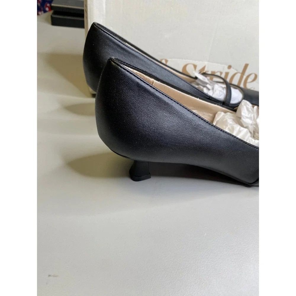 LifeStride Madelyn Black Mary Jane Kitten Heel Pumps Pointed Toe Womens 7.5 M